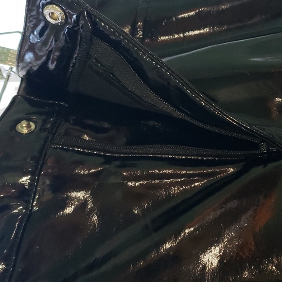 Missguided Fun, 100% Polyurethane, Black, Shiny Pants. Size 4  NWOT - Picture 3 of 13